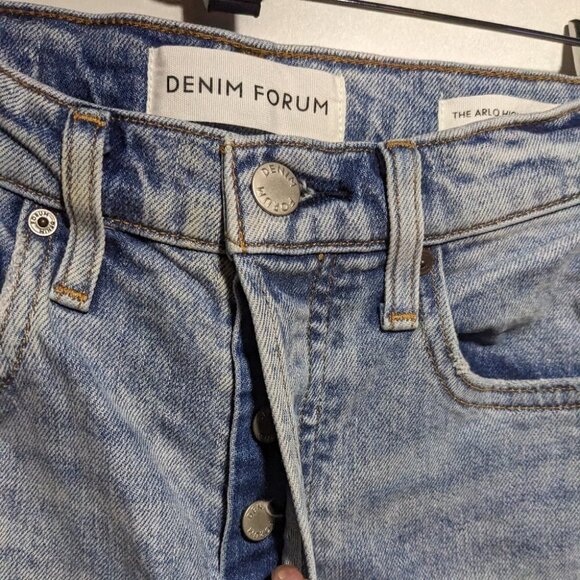 Aritzia Sky Blue Distressed Straight Jeans - Picture 6 of 14